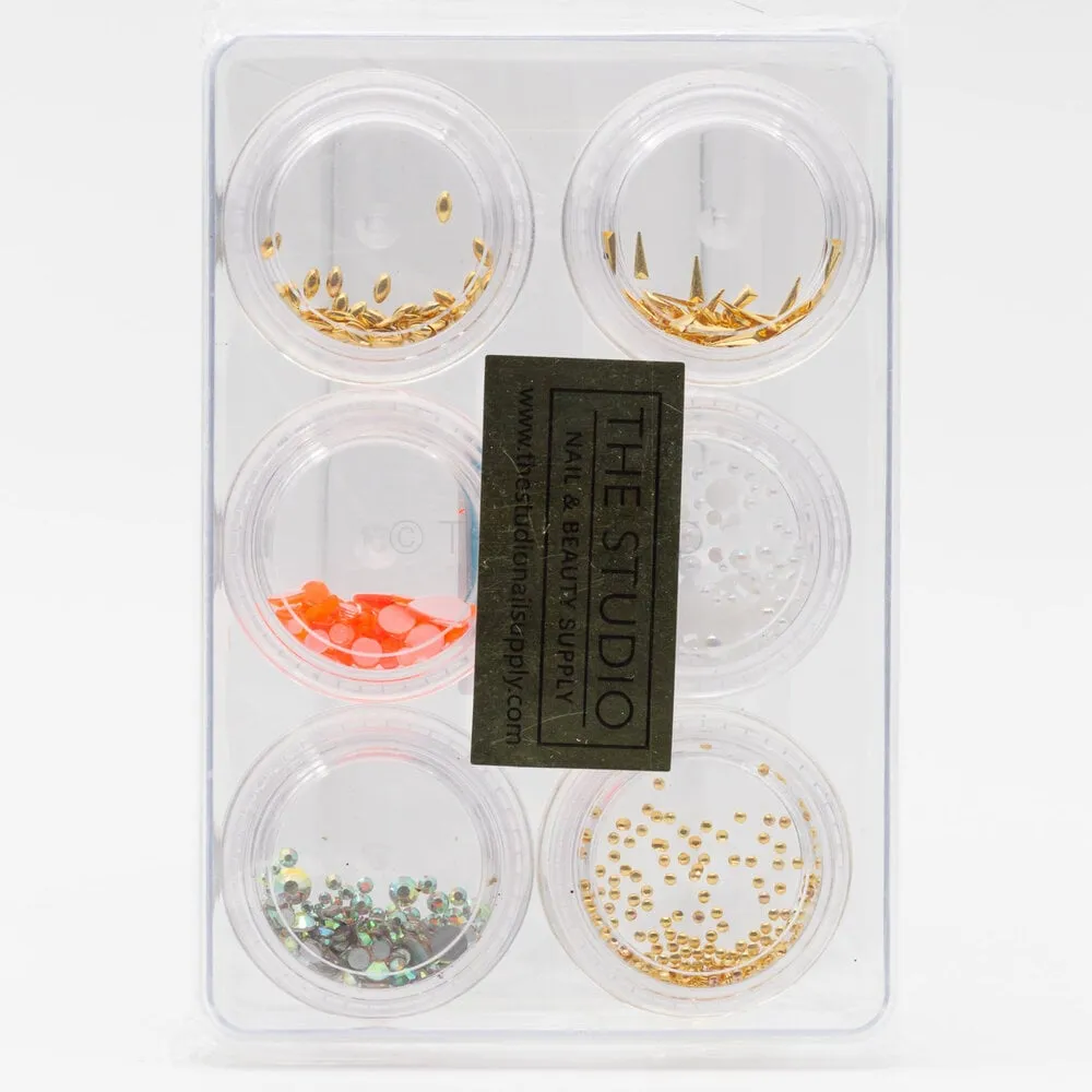 The Studio - Art Pack #102 - Assorted Charms - 6 pcs