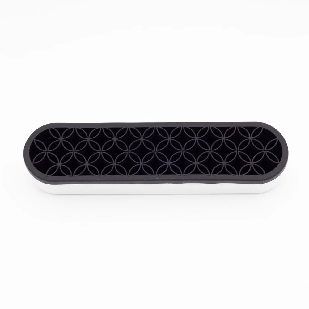 The Studio - Silicon Brush Holder - Black