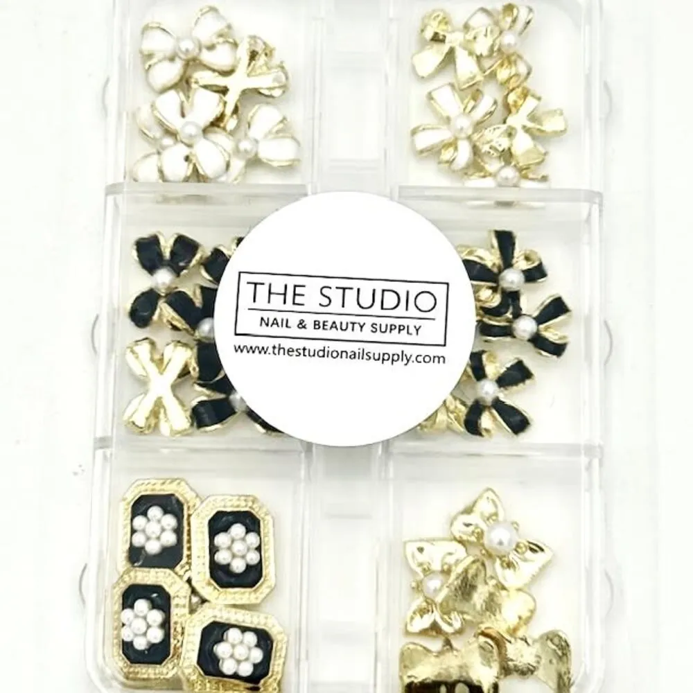 The Studio - Art Pack #600 - Black and White Bow Charms