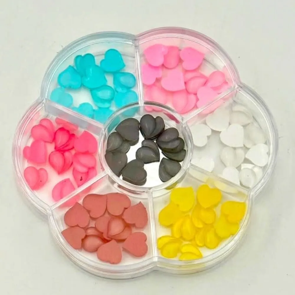 The Studio - Art Pack #382 - Assorted Hearts - 7 pcs