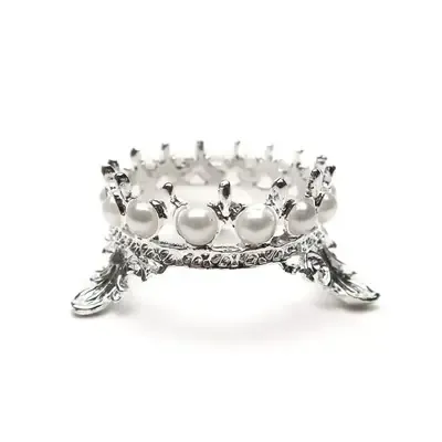Crown Holder - Pearls - Silver