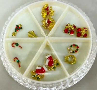 Art Pack #493 - Christmas Assorted Charms